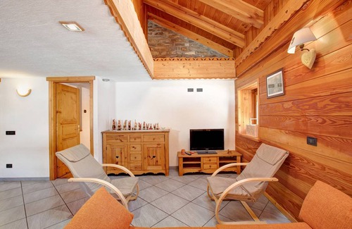 La Salle Ski Chalet | 130 m² Chalet ∙ 3 bedrooms ∙ 6 guests