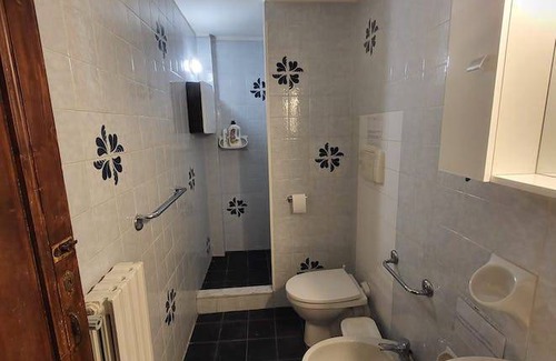 Sant' Ambrogio Other | 130 m² Shared room ∙ 1 bedroom ∙ 3 guests