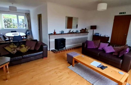 Fionnphort Cottage | 140 m² Cabin ∙ 3 bedrooms ∙ 6 guests