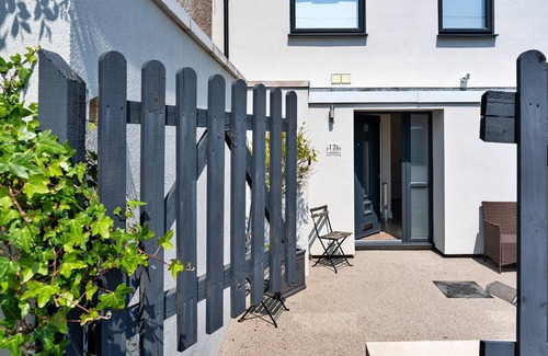 Saltash House | 140 m² House ∙ 3 bedrooms ∙ 6 guests
