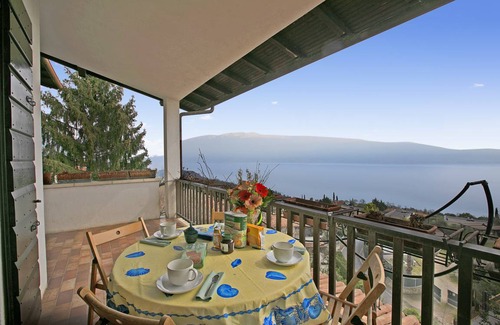 Pulciano Villa | 140 m² Villa ∙ 3 bedrooms ∙ 6 guests