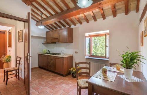 Tolentino House | 150 m² Maisonette ∙ 6 bedrooms ∙ 14 guests