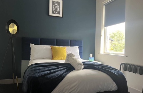 Sheffield House | 161 m² House ∙ 4 bedrooms ∙ 8 guests