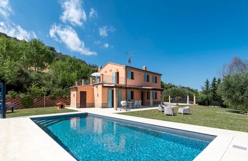 Carassai Villa | 170 m² Villa ∙ 3 bedrooms ∙ 8 guests