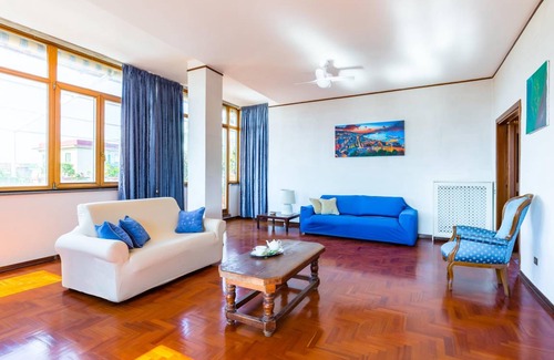 Arenella Apartment | 175 m² Apartment ∙ 2 bedrooms ∙ 6 guests