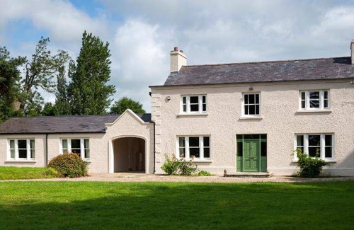 Ballymoney House | 175 m² House ∙ 6 bedrooms ∙ 9 guests