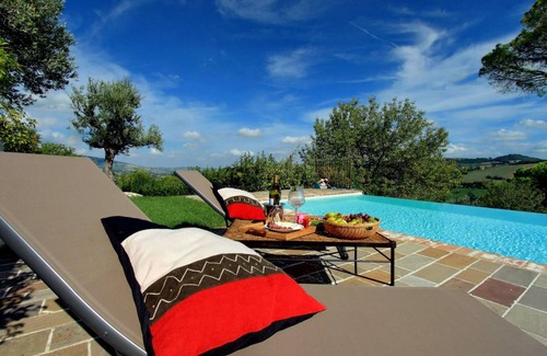 San Severino Marche House | 180 m² House ∙ 5 bedrooms ∙ 11 guests