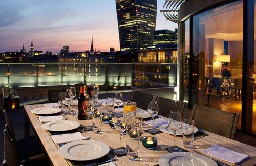Tower Hill Apartment | 195 m² Serviced apartment ∙ 3 bedrooms ∙ 127 guests