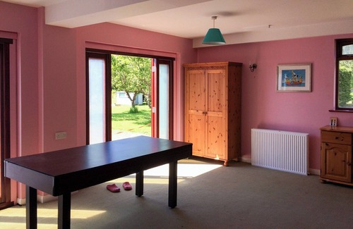 Adgestone Cottage | 2 bedroom accommodation in Brading, near Sandown