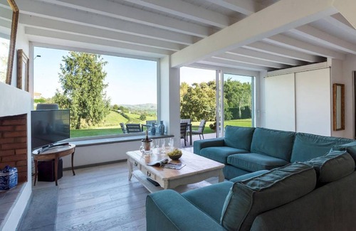 Campagnano di Roma Apartment | 207 m² Apartment ∙ 5 bedrooms ∙ 9 guests