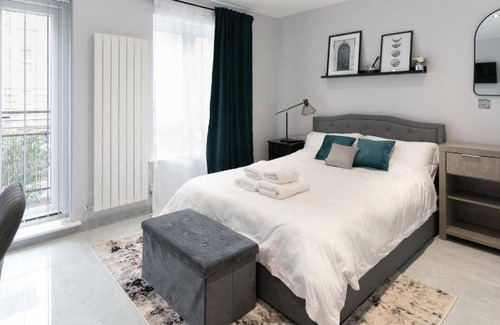 Island Gardens Bed & Breakfast | 24 m² Bed and breakfast ∙ 2 guests