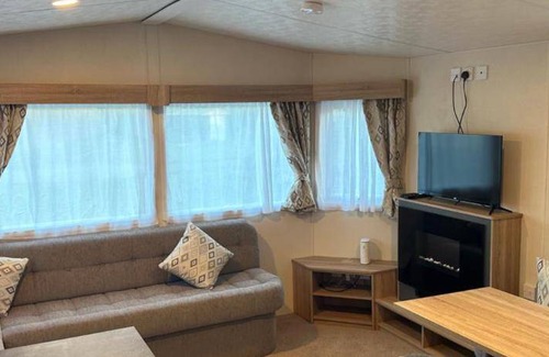 Great Houghton Resort | 24 m² Resort ∙ 2 bedrooms ∙ 6 guests
