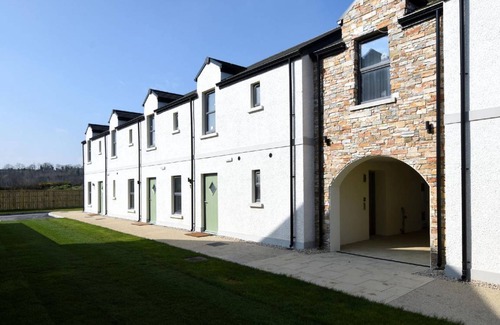 Hillsborough House | 25 m² House ∙ 3 guests