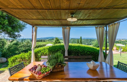Certaldo Other | 250 m² Accommodation ∙ 3 bedrooms ∙ 8 guests