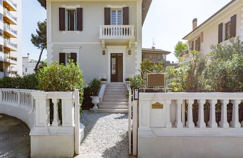 Cattolica Villa | 250 m² Villa ∙ 4 bedrooms ∙ 8 guests