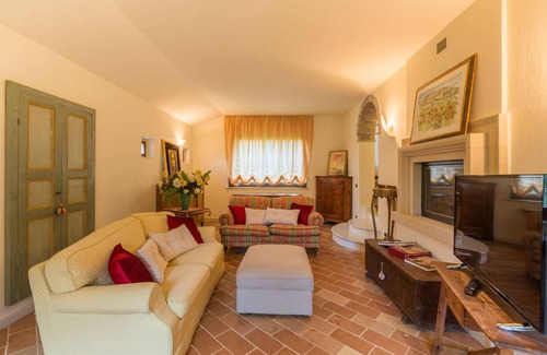 Colli al Metauro Villa | 260 m² Villa ∙ 4 bedrooms ∙ 11 guests