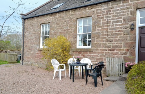 Laurencekirk Cottage | 3 bedroom accommodation in Arbuthnott, near Stonehaven