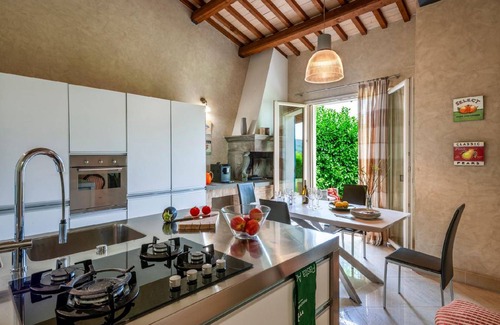 Acqualagna House | 300 m² House ∙ 4 bedrooms ∙ 8 guests