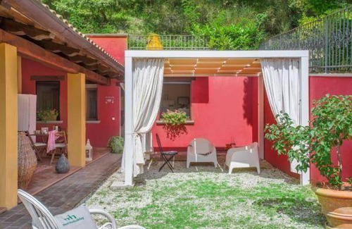 Acqualagna House | 300 m² House ∙ 6 bedrooms ∙ 12 guests