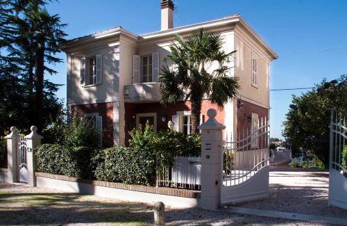 Urbino Apartment | 38 m² Serviced apartment ∙ 3 guests
