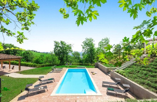 SantʼAngelo in Pontano House | 440 m² House ∙ 8 bedrooms ∙ 16 guests
