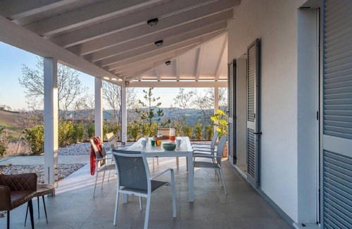 SantʼAngelo in Pontano House | 440 m² House ∙ 8 bedrooms ∙ 16 guests