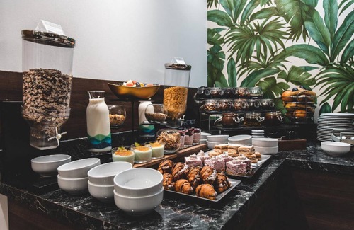 Slavija Hotel | 45 m² Hotel ∙ 127 guests