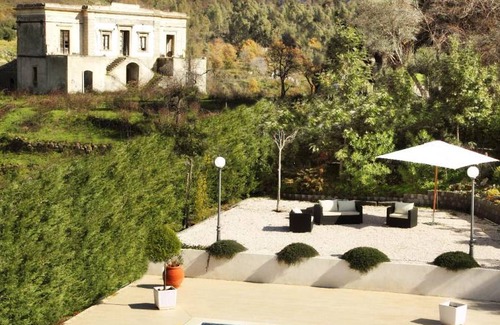 Francavilla di Sicilia House | 450 m² House ∙ 5 bedrooms ∙ 10 guests
