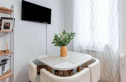 Santo Spirito Apartment | 48 m² Apartment ∙ 1 bedroom ∙ 3 guests