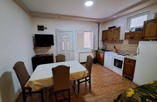 Zvezdara Apartment | 50 m² Apartment ∙ 1 bedroom ∙ 9 guests