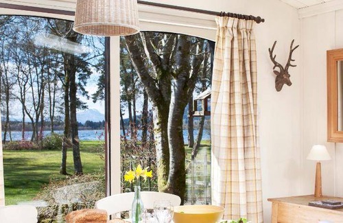 Port of Menteith Resort | 50 m² Resort ∙ 5 bedrooms ∙ 10 guests