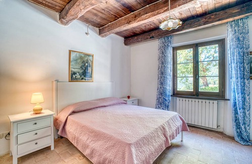 Sant'Anatolia di Narco House | 500 m² Farmhouse ∙ 9 bedrooms ∙ 19 guests