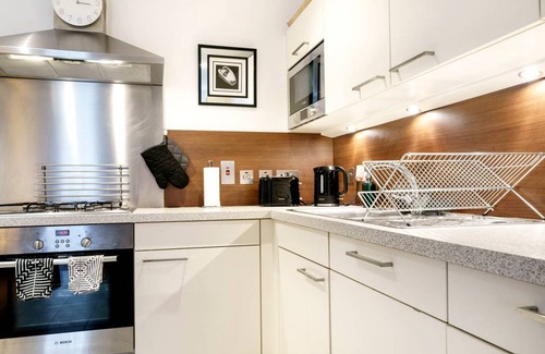 Cathedral Quarter Apartment | 56 m² Apartment ∙ 1 bedroom ∙ 2 guests