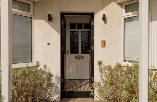 St. Andrews Apartment | 6-bedroom House with outstanding Sea and St Andrews Views