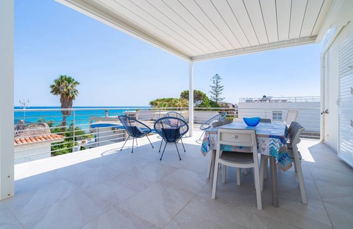 Noto Marina Apartment | 60 m² Apartment ∙ 2 bedrooms ∙ 2 guests