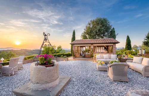 San Miniato Villa | 600 m² Villa ∙ 5 bedrooms ∙ 10 guests