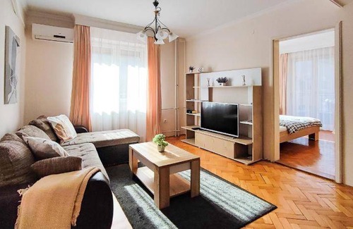 Novi Sad Apartment | 65 m² Apartment ∙ 2 bedrooms ∙ 4 guests