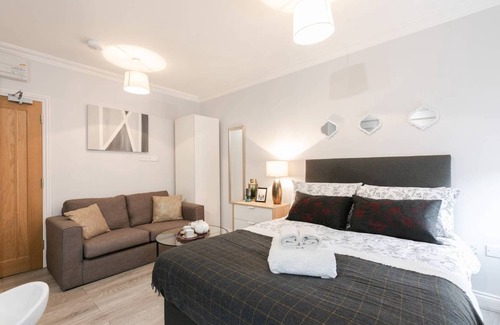 Reading Apartment | 70 m² Apartment ∙ 1 bedroom ∙ 2 guests