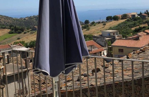 Basico House | 70 m² House ∙ 2 bedrooms ∙ 6 guests