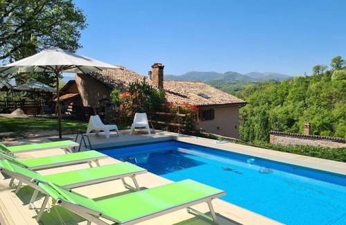 Fabriano House | 70 m² House ∙ 4 bedrooms ∙ 9 guests