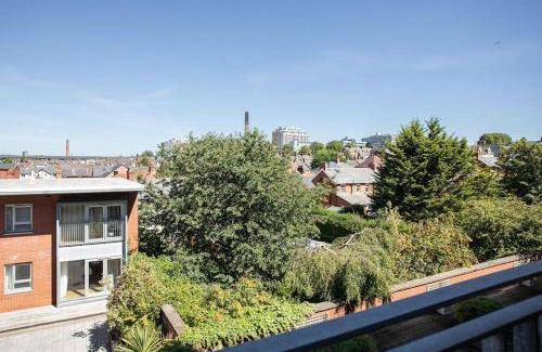 Queens Quarter Apartment | 73 m² Apartment ∙ 2 bedrooms ∙ 6 guests