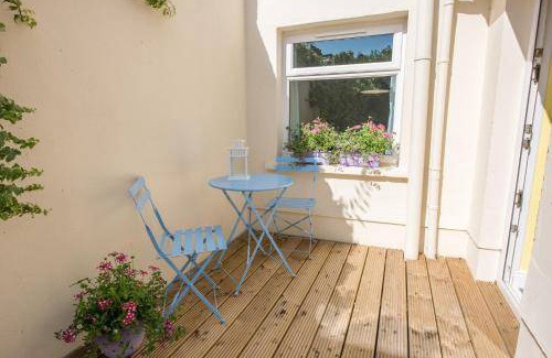 Holywood House | 74 m² House ∙ 2 bedrooms ∙ 4 guests
