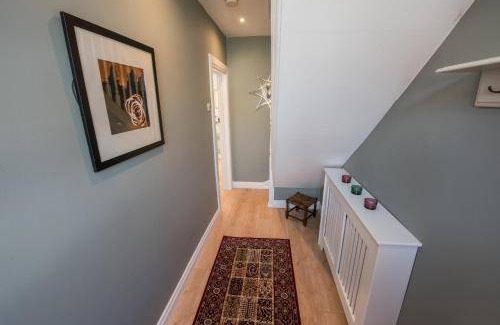 Holywood House | 74 m² House ∙ 2 bedrooms ∙ 4 guests