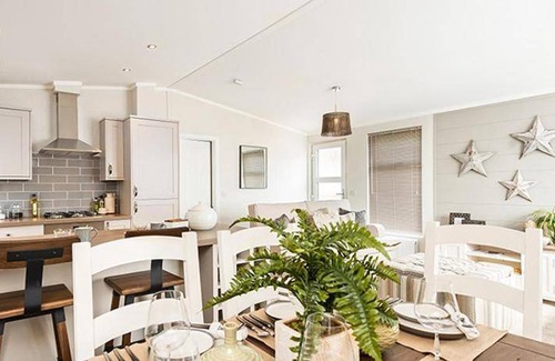 Ryde Resort | 74 m² Resort ∙ 3 bedrooms ∙ 10 guests