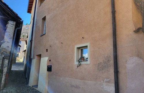 Aranno House | 75 m² House ∙ 2 bedrooms ∙ 5 guests