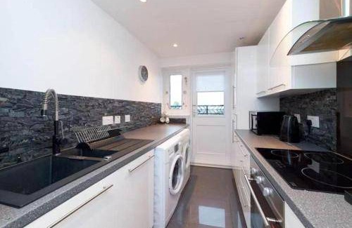 Pollokshaws Apartment | 80 m² Apartment ∙ 2 bedrooms ∙ 4 guests