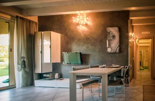 Sirmione Apartment | 80 m² Apartment ∙ 2 bedrooms ∙ 5 guests