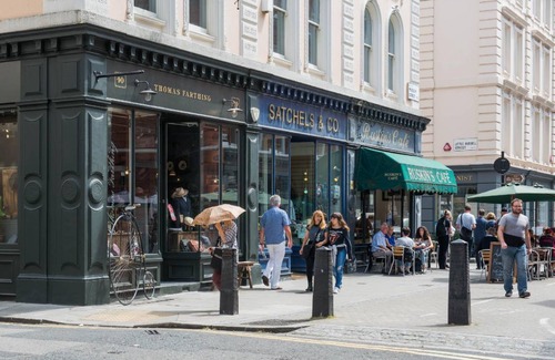 Holborn and Covent Garden Apartment | 80 m² Apartment ∙ 2 bedrooms ∙ 4 guests
