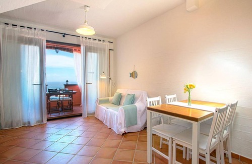 Nebida House | 80 m² House ∙ 2 bedrooms ∙ 4 guests