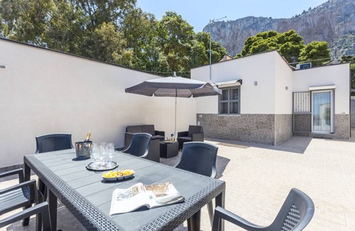 Palermo Villa | 80 m² Villa ∙ 2 bedrooms ∙ 5 guests